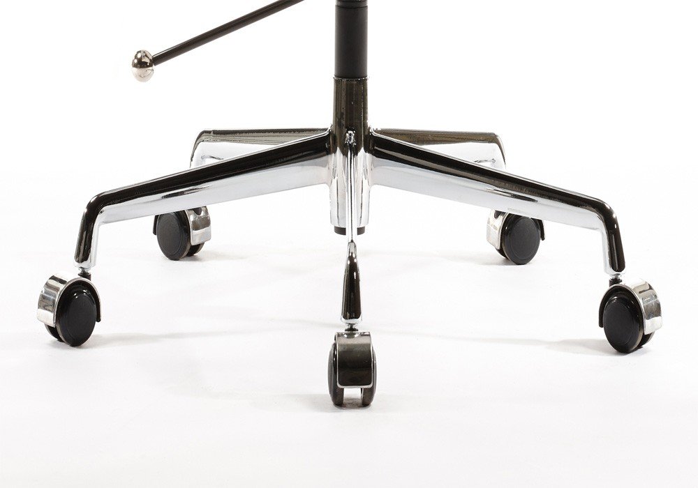 Chrome five-star base and castors of a white Eames style soft pad chair with gas-lift.