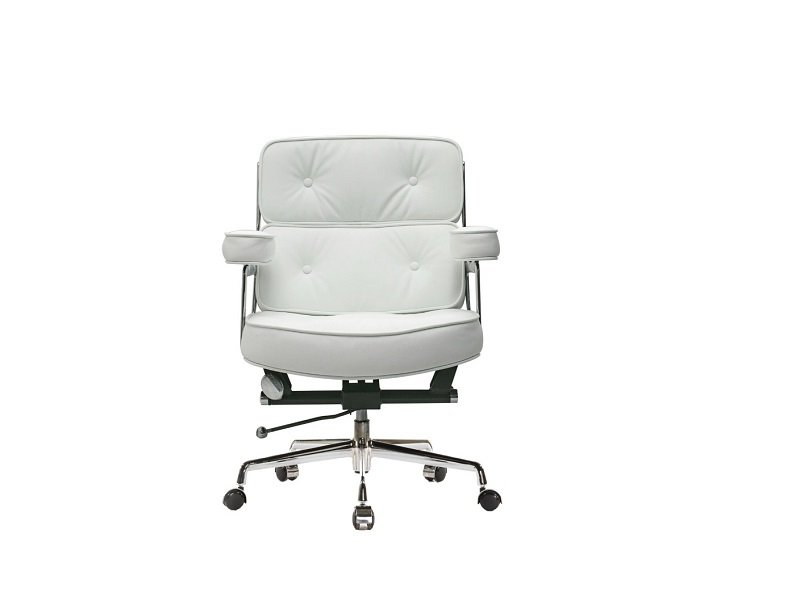 Close-up of the tufted white leather on an ES104 office chair, hand-stitched buttoned panels.