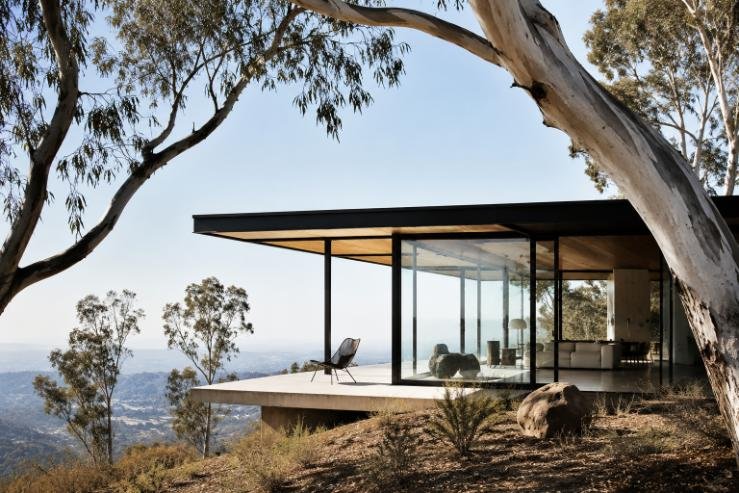 Mid-century Case Study House architecture in the Eames style